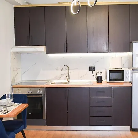 Matisse No8 - One Bedroom With Parking * Tirana