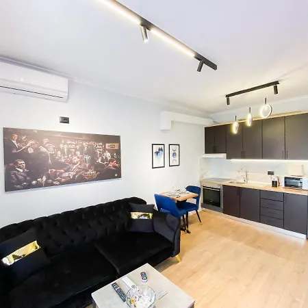 דירה Matisse No8 - One Bedroom With Parking
