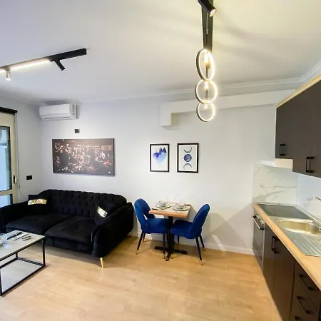 Matisse No8 - One Bedroom With Parking *