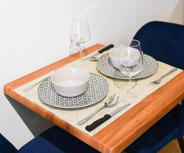 Matisse No8 - One Bedroom With Parking * Tirana